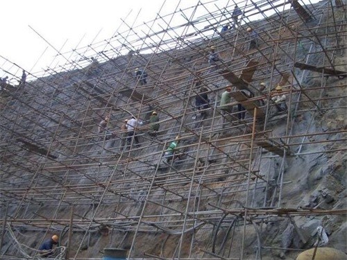 马尔康公路桩基检测